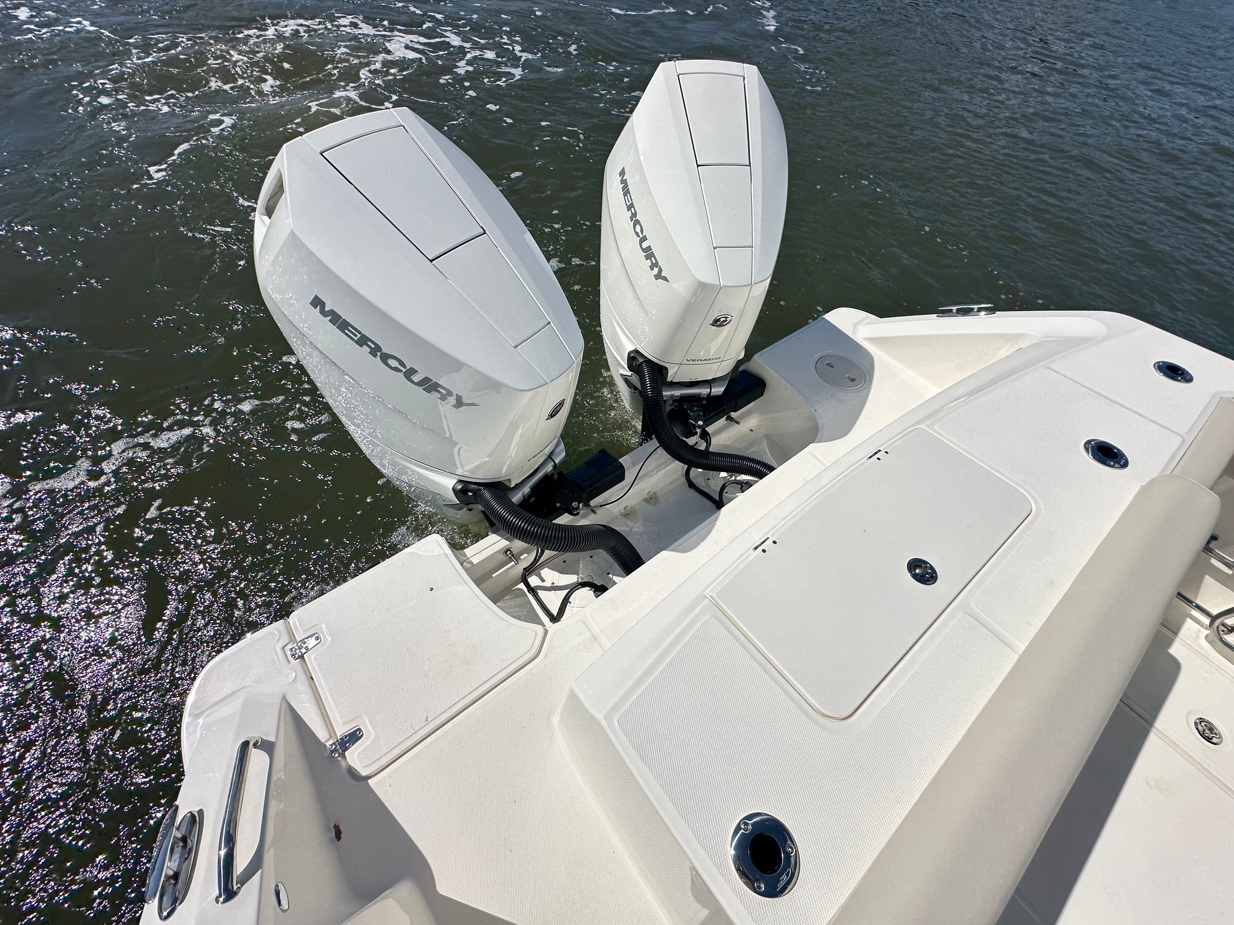 2025 Boston Whaler 330 Outrage Image Thumbnail #11