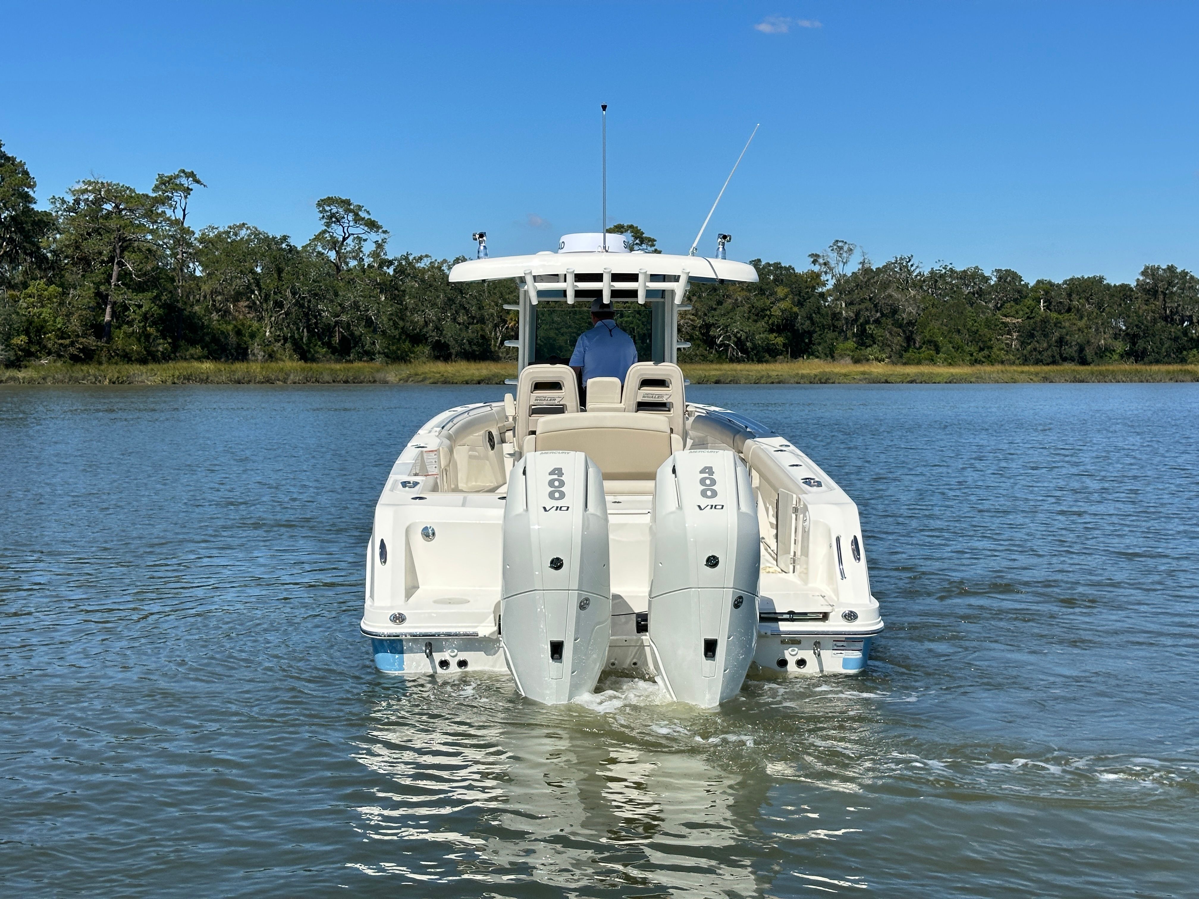 2025 Boston Whaler 330 Outrage Image Thumbnail #4