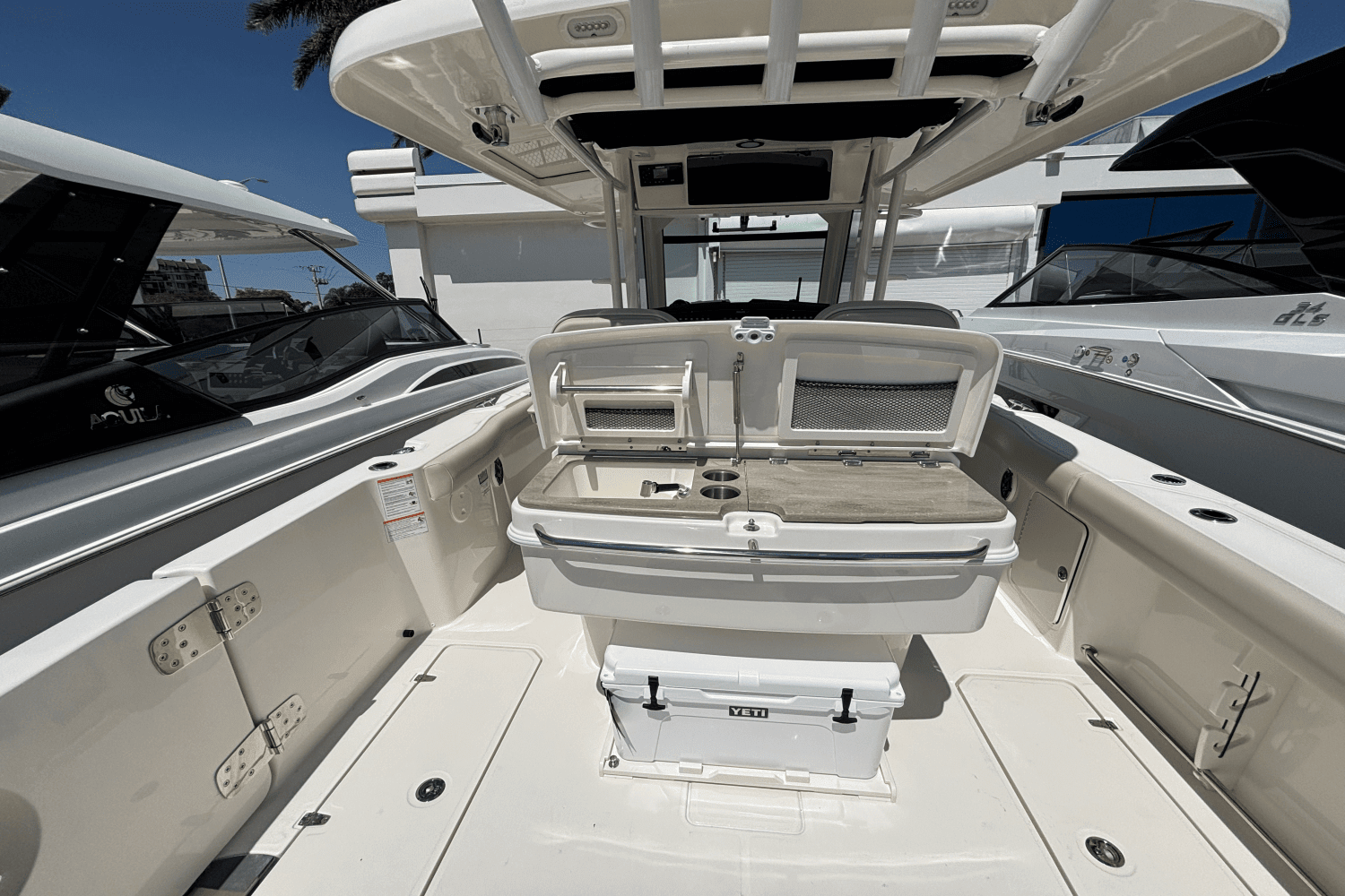 2025 Boston Whaler 330 Outrage Image Thumbnail #11