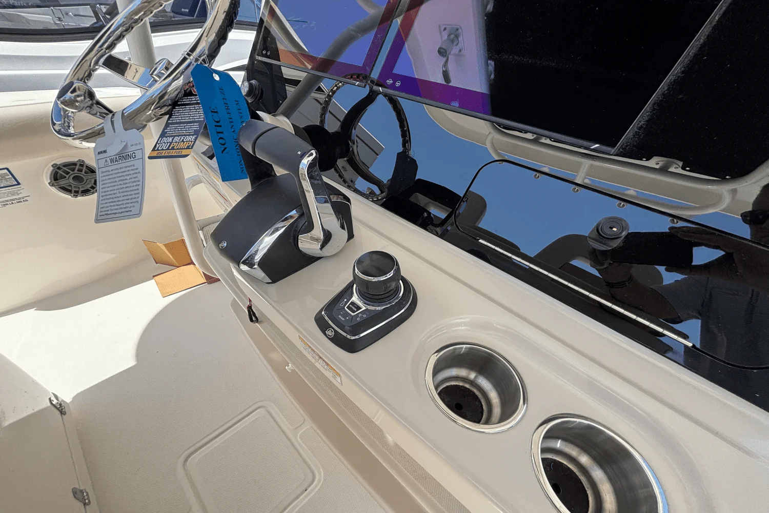2025 Boston Whaler 330 Outrage Image Thumbnail #23