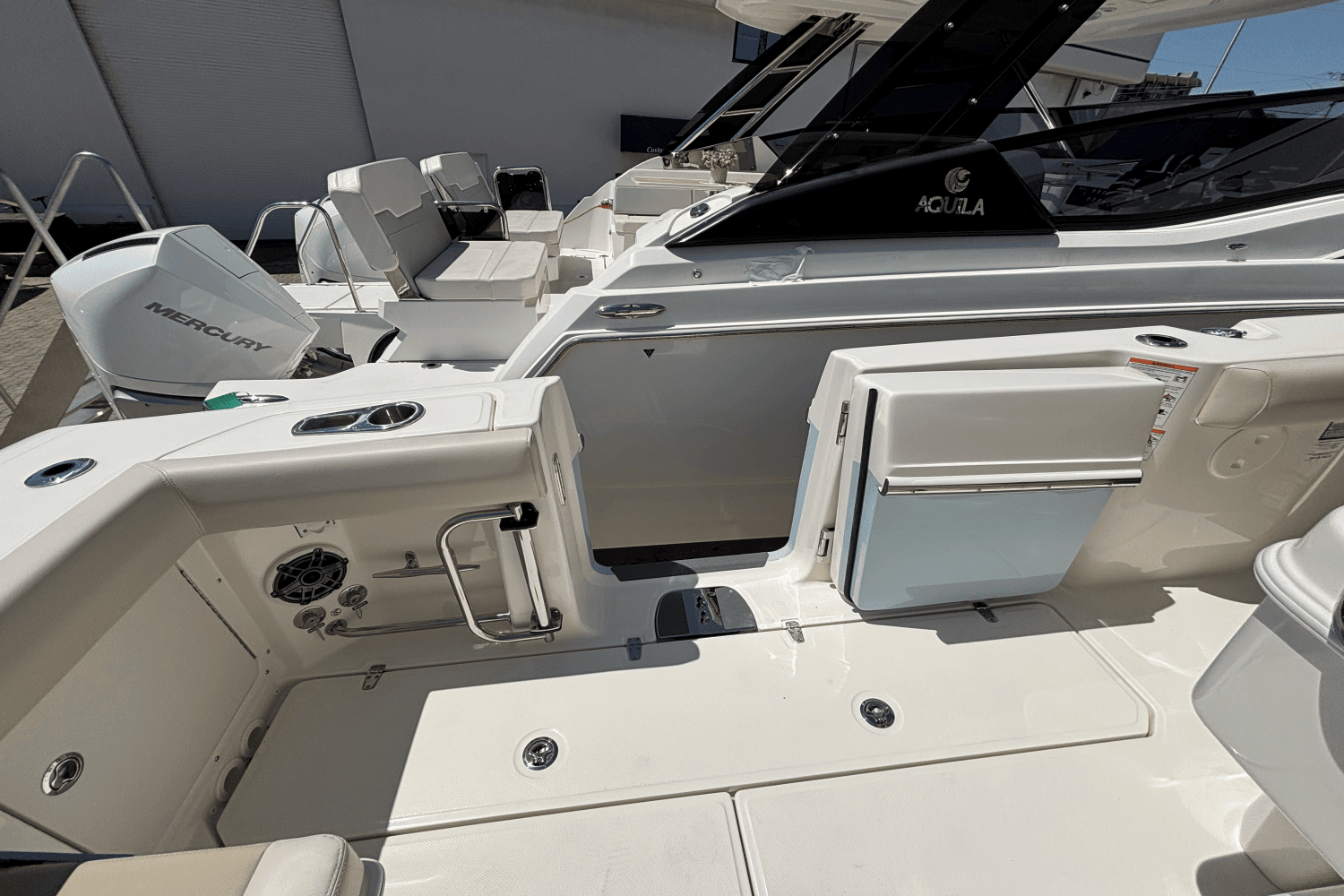 2025 Boston Whaler 330 Outrage Image Thumbnail #17