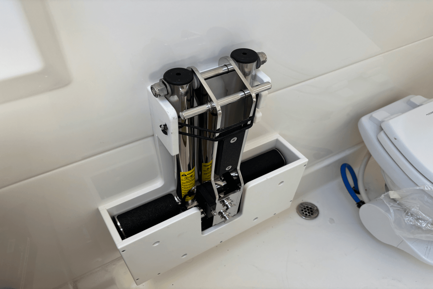 2025 Boston Whaler 330 Outrage Image Thumbnail #28