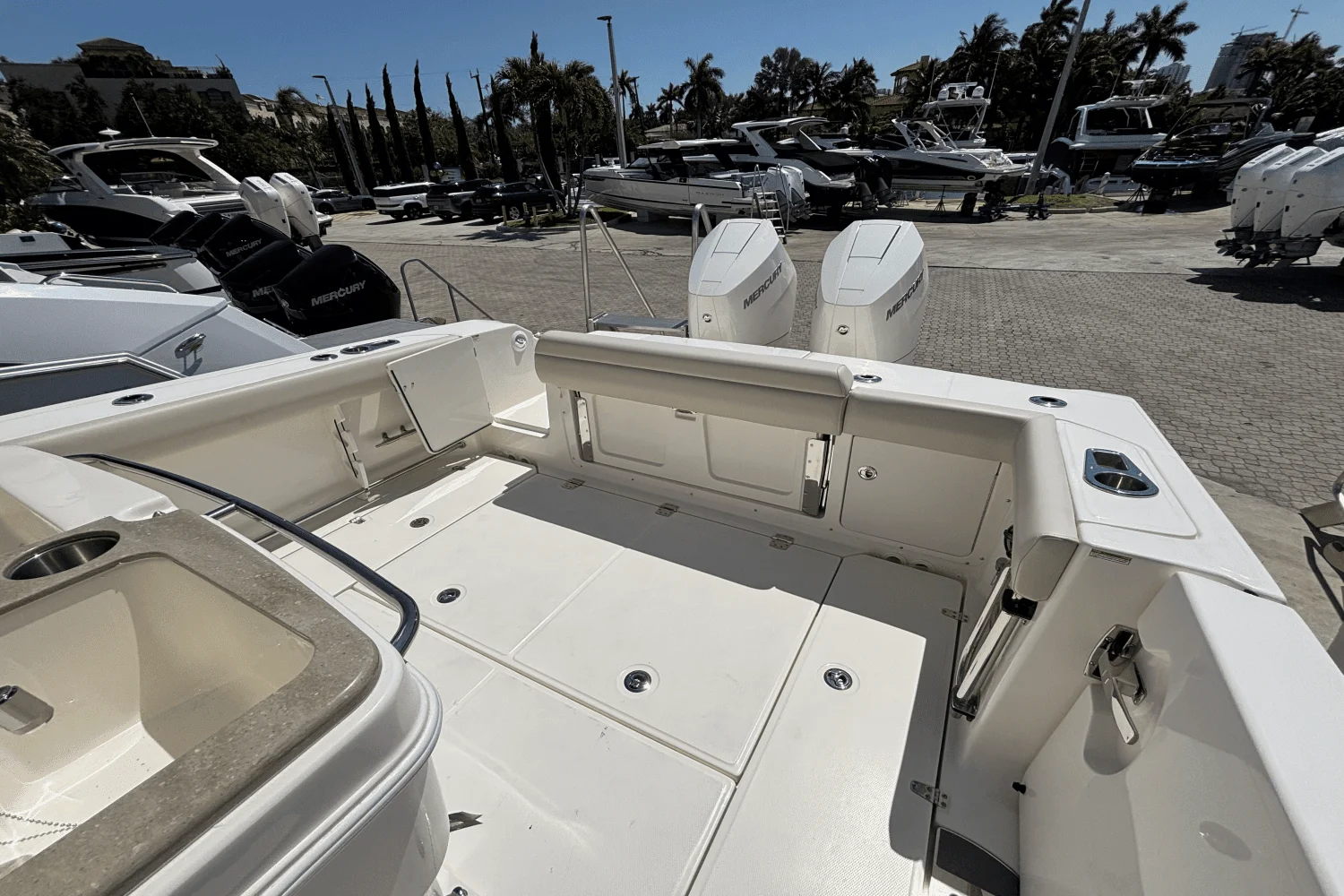 2025 Boston Whaler 330 Outrage Image Thumbnail #14