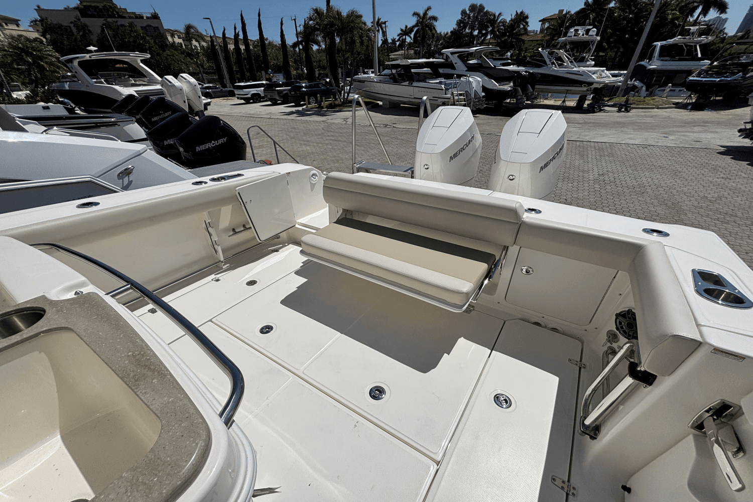 2025 Boston Whaler 330 Outrage Image Thumbnail #15