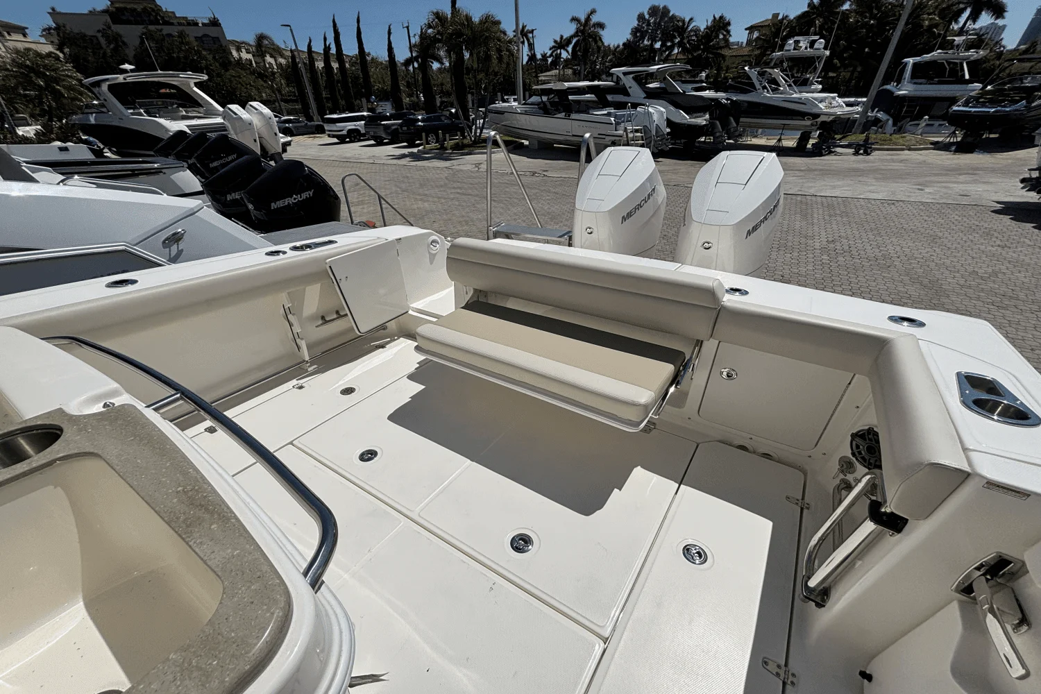 2025 Boston Whaler 330 Outrage Image Thumbnail #15