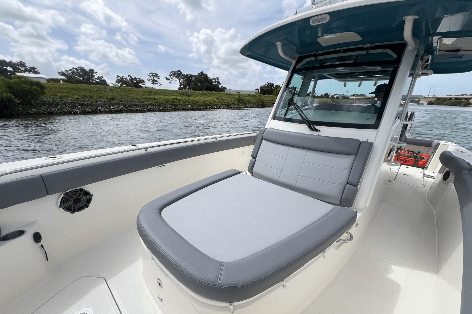 2025 Boston Whaler 330 Outrage Image Thumbnail #13
