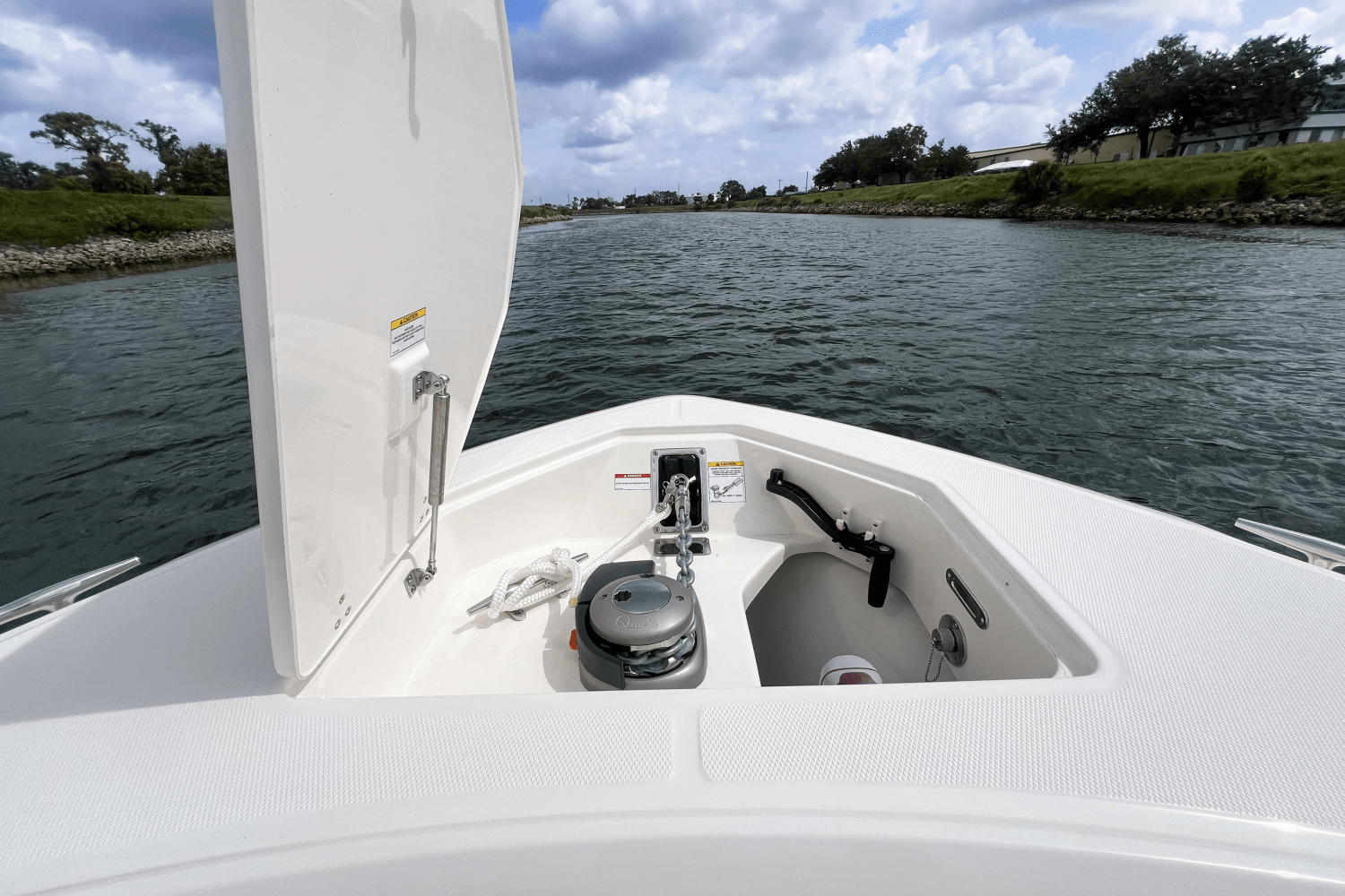 2025 Boston Whaler 330 Outrage Image Thumbnail #15
