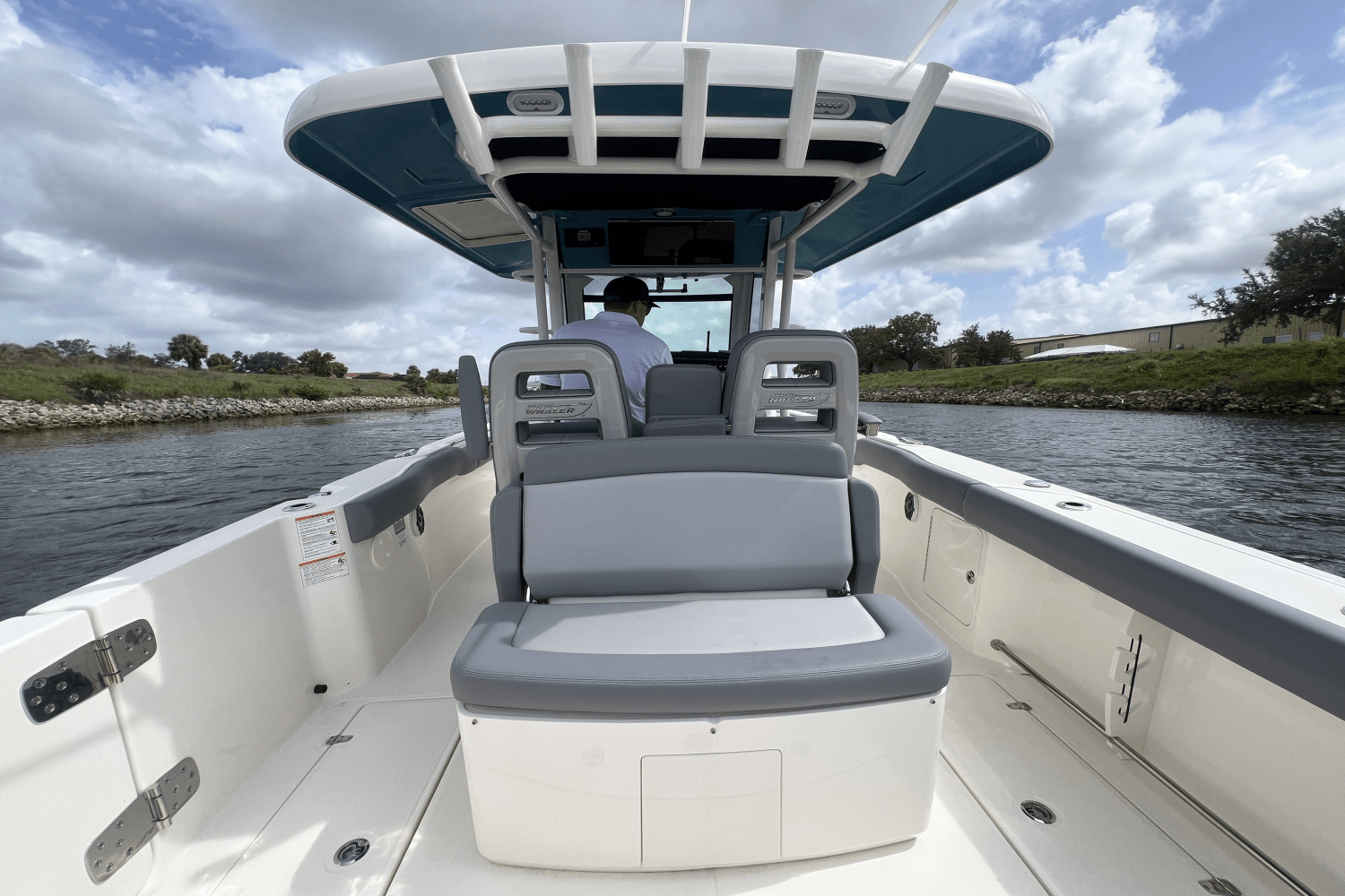 2025 Boston Whaler 330 Outrage Image Thumbnail #7