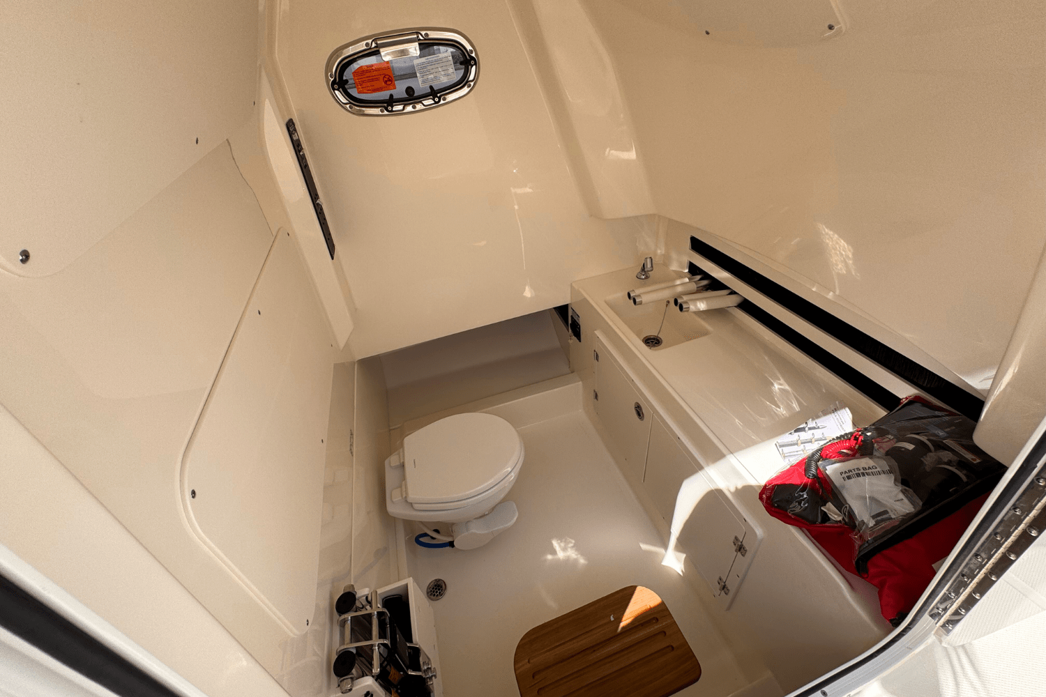 2025 Boston Whaler 330 Outrage Image Thumbnail #20