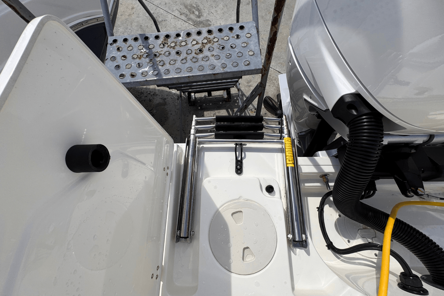 2025 Boston Whaler 330 Outrage Image Thumbnail #6