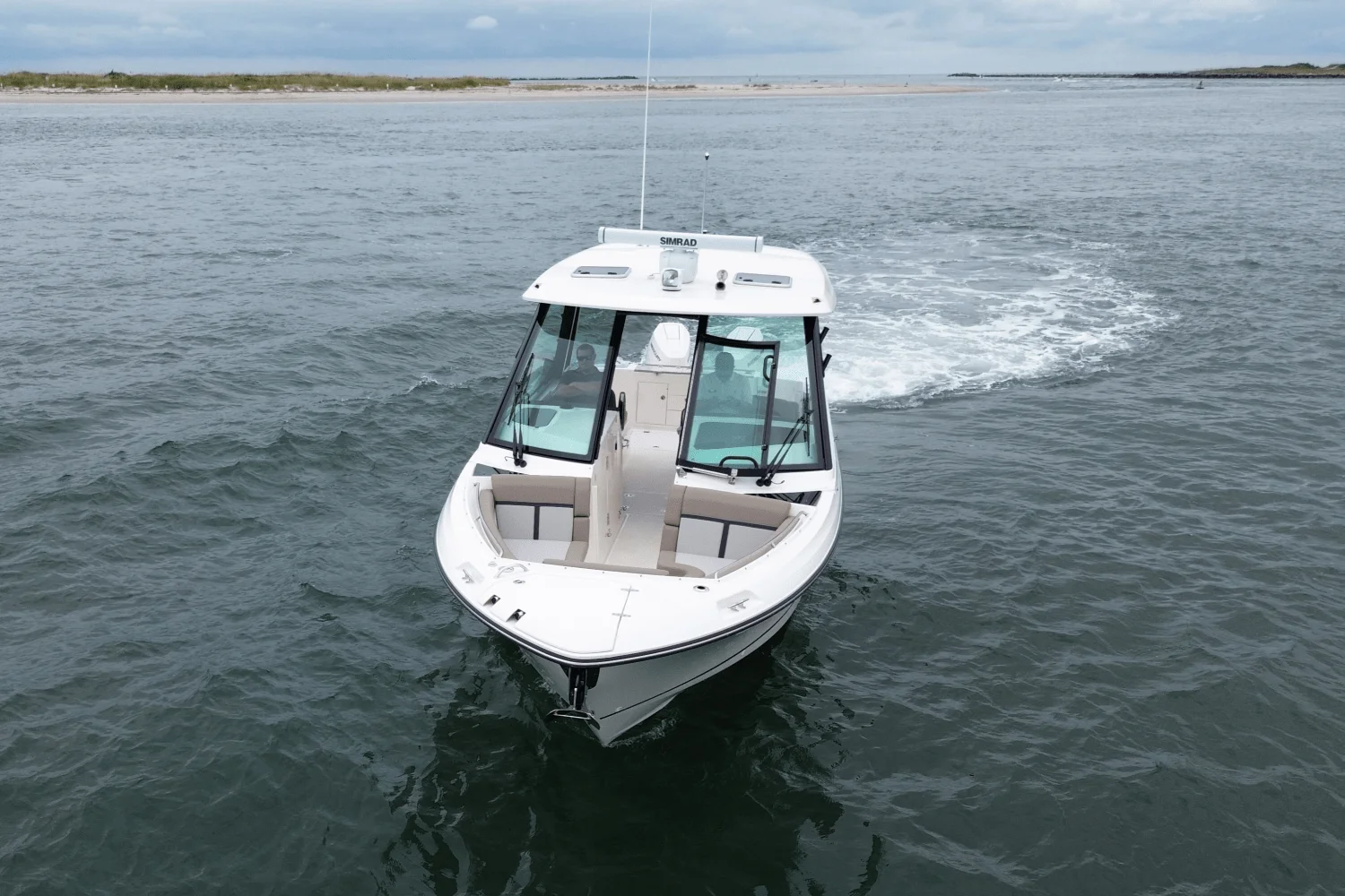 2026 Boston Whaler 330 Vantage Image Thumbnail #12