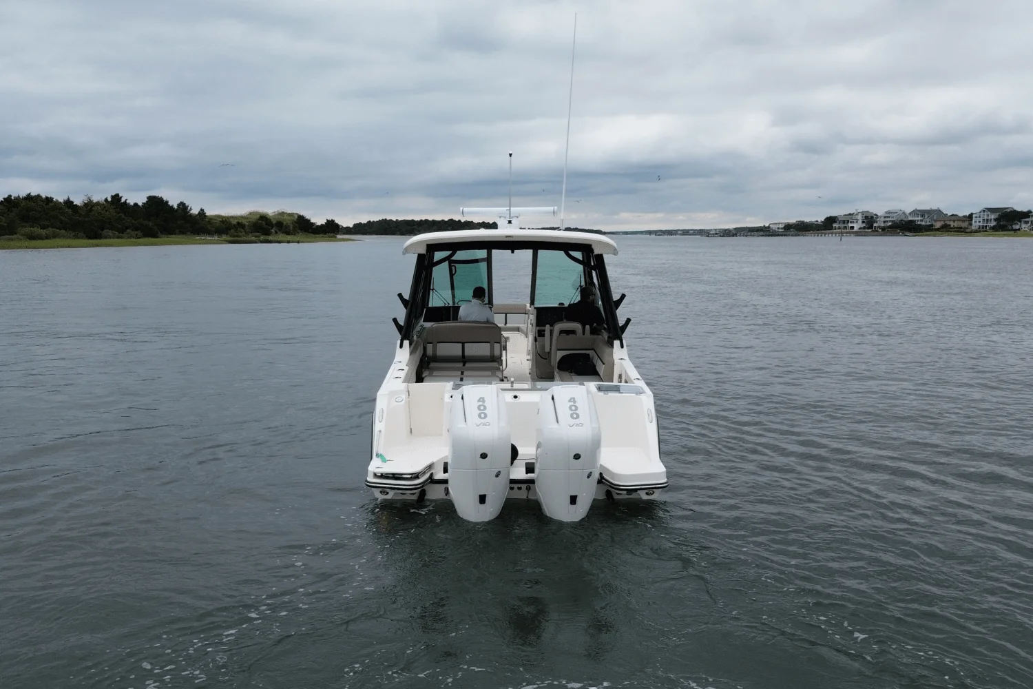 2026 Boston Whaler 330 Vantage Image Thumbnail #17