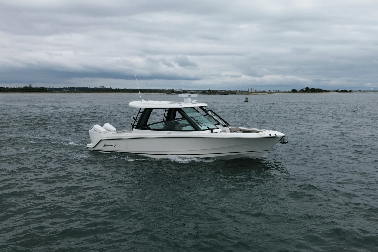 2026 Boston Whaler 330 Vantage Image Thumbnail #3