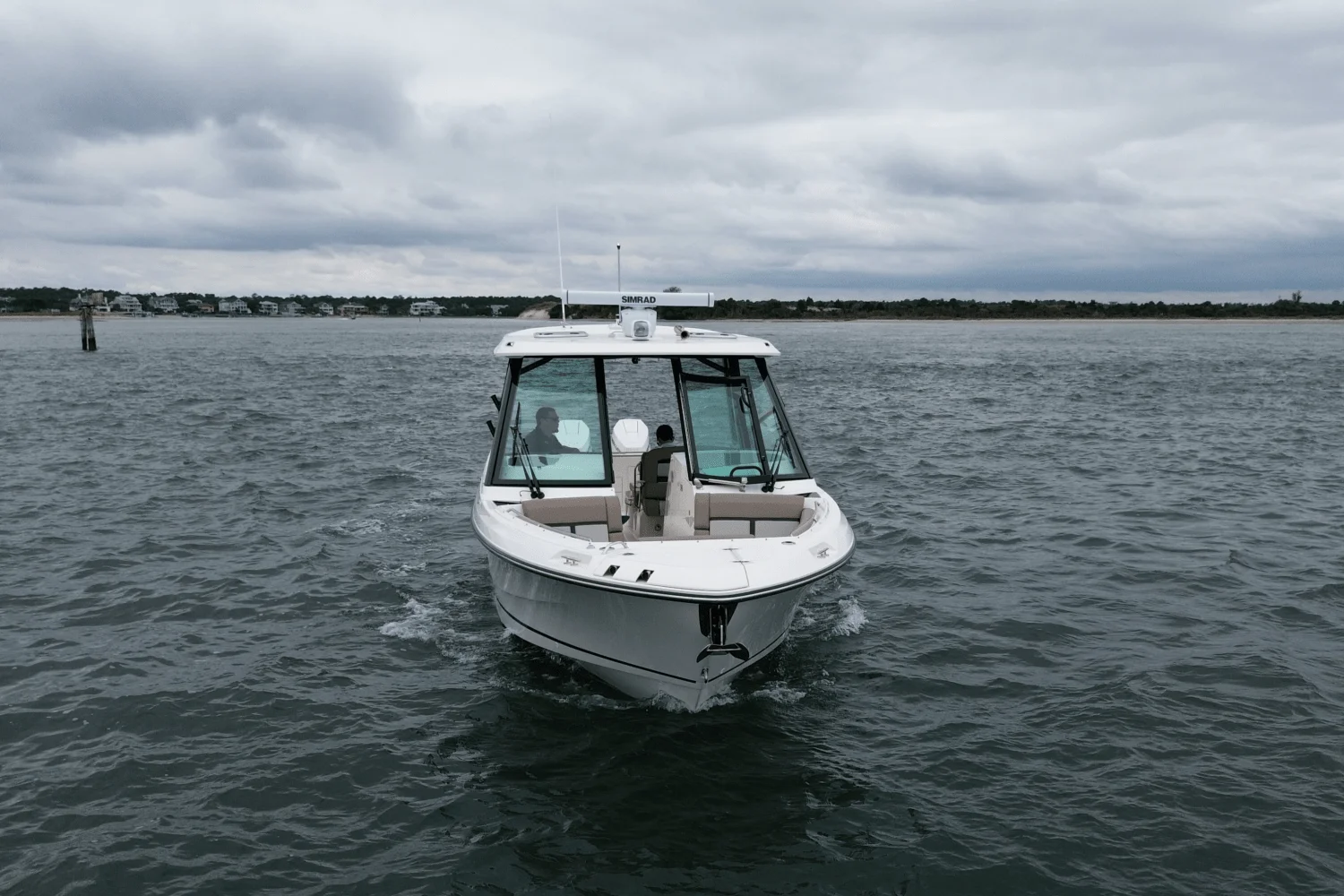 2026 Boston Whaler 330 Vantage Image Thumbnail #4