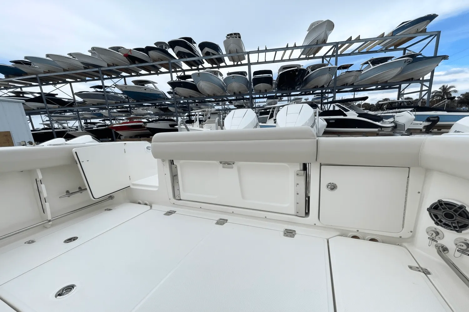 2025 Boston Whaler 330 Outrage Image Thumbnail #10