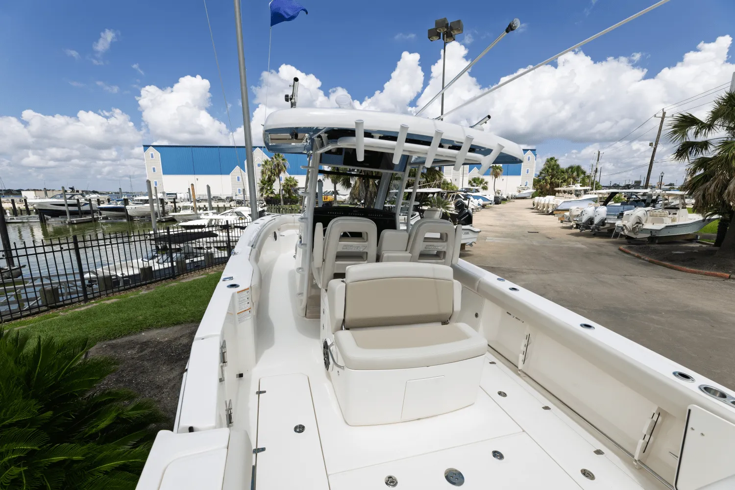 2025 Boston Whaler 330 Outrage Image Thumbnail #17