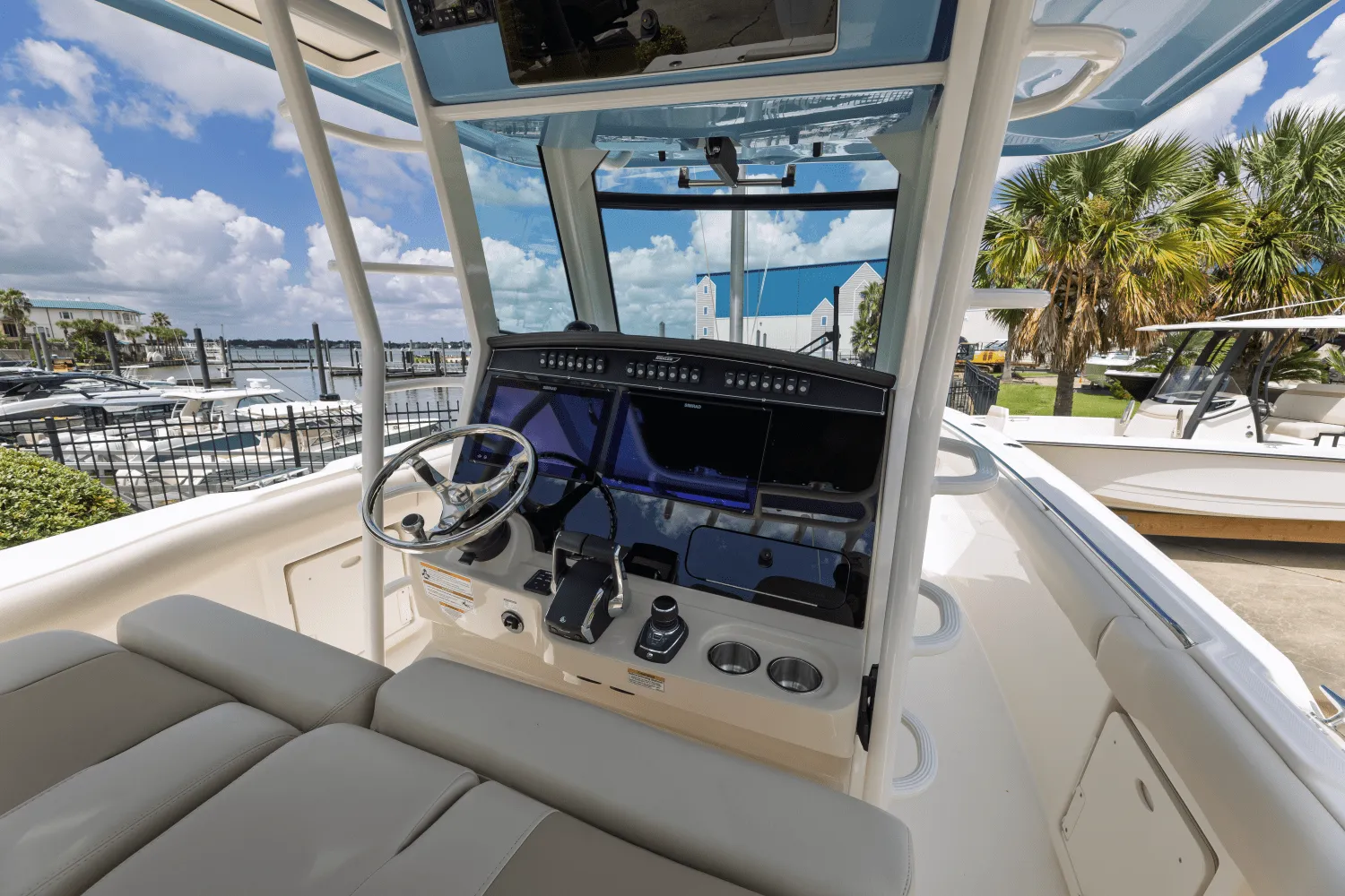 2025 Boston Whaler 330 Outrage Image Thumbnail #13