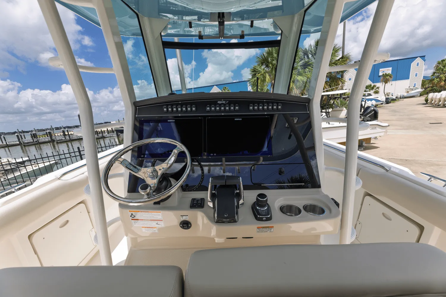 2025 Boston Whaler 330 Outrage Image Thumbnail #12