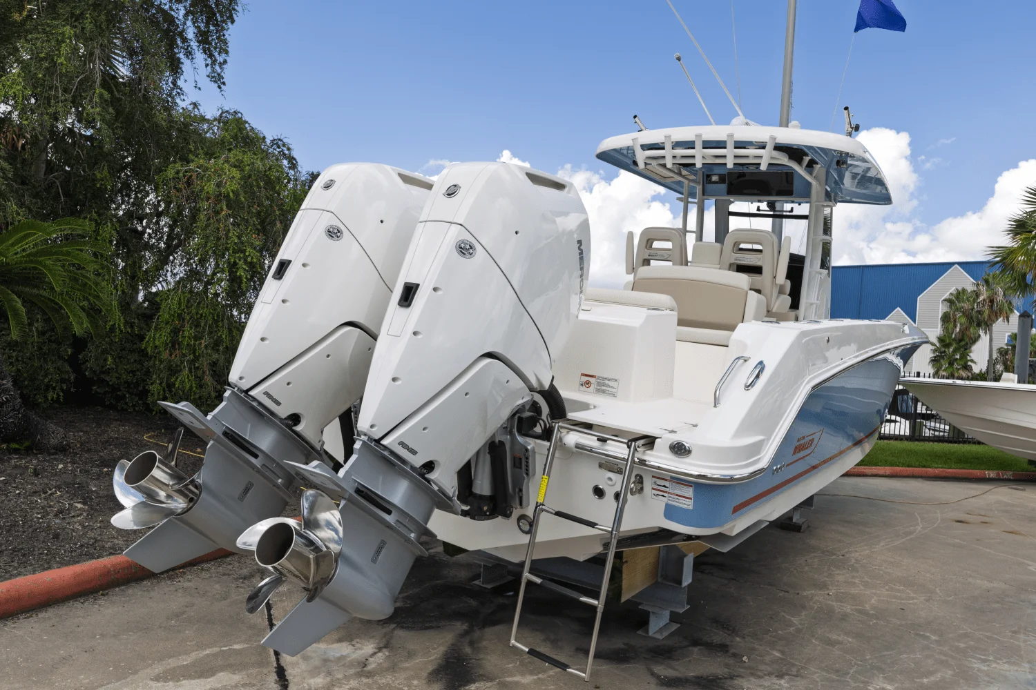 2025 Boston Whaler 330 Outrage Image Thumbnail #3