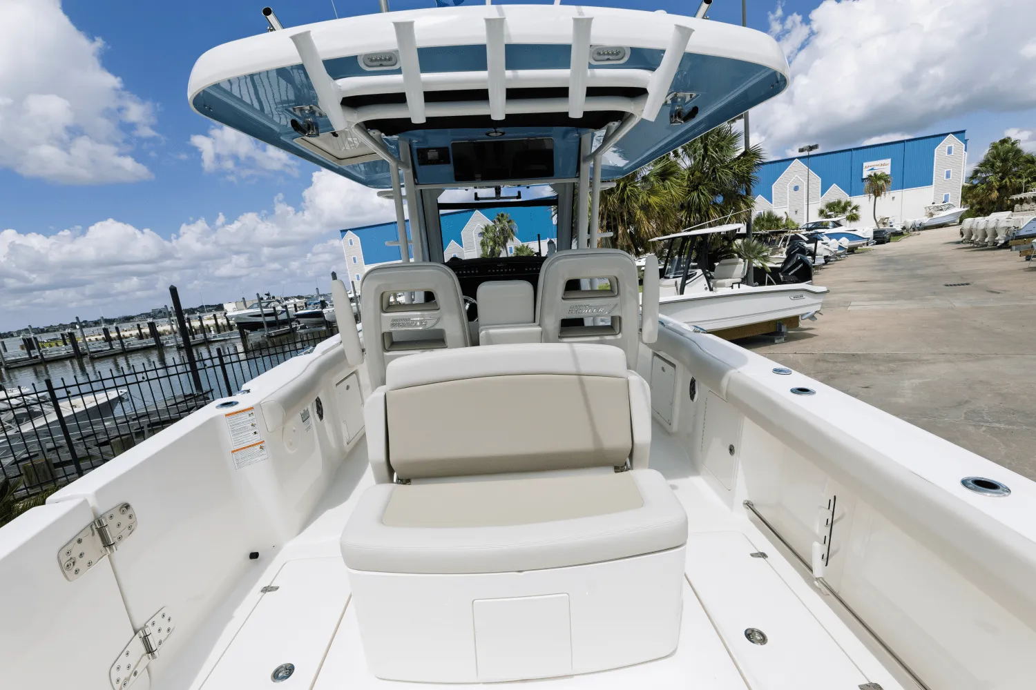 2025 Boston Whaler 330 Outrage Image Thumbnail #8