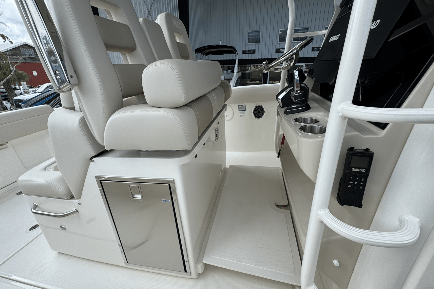 2025 Boston Whaler 330 Outrage Image Thumbnail #19