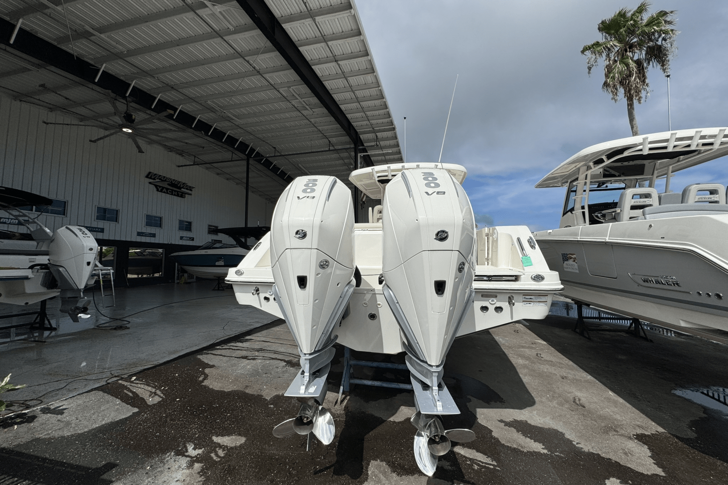 2025 Boston Whaler 330 Outrage Image Thumbnail #4