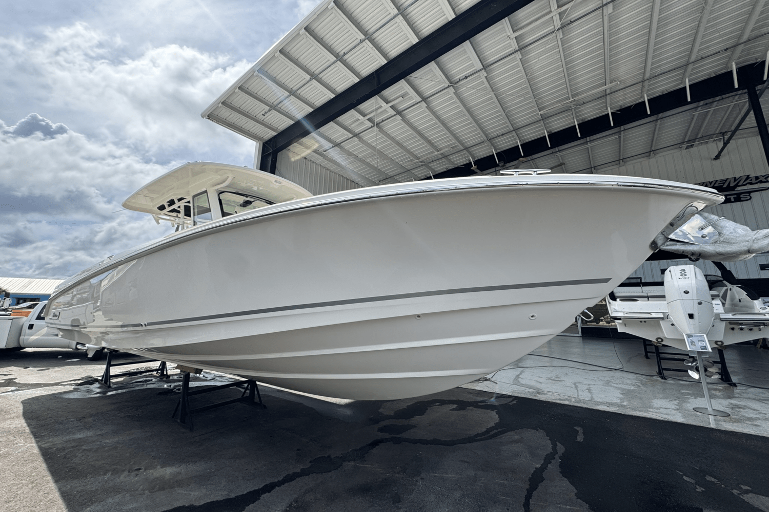 2025 Boston Whaler 330 Outrage Image Thumbnail #3