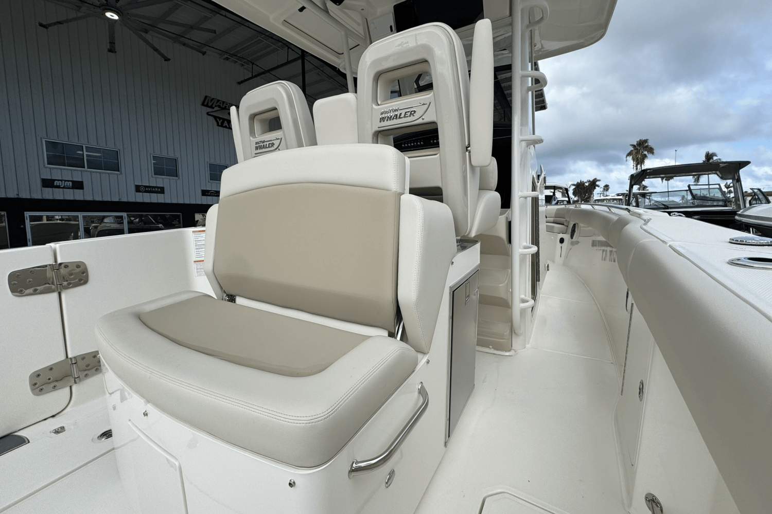 2025 Boston Whaler 330 Outrage Image Thumbnail #13