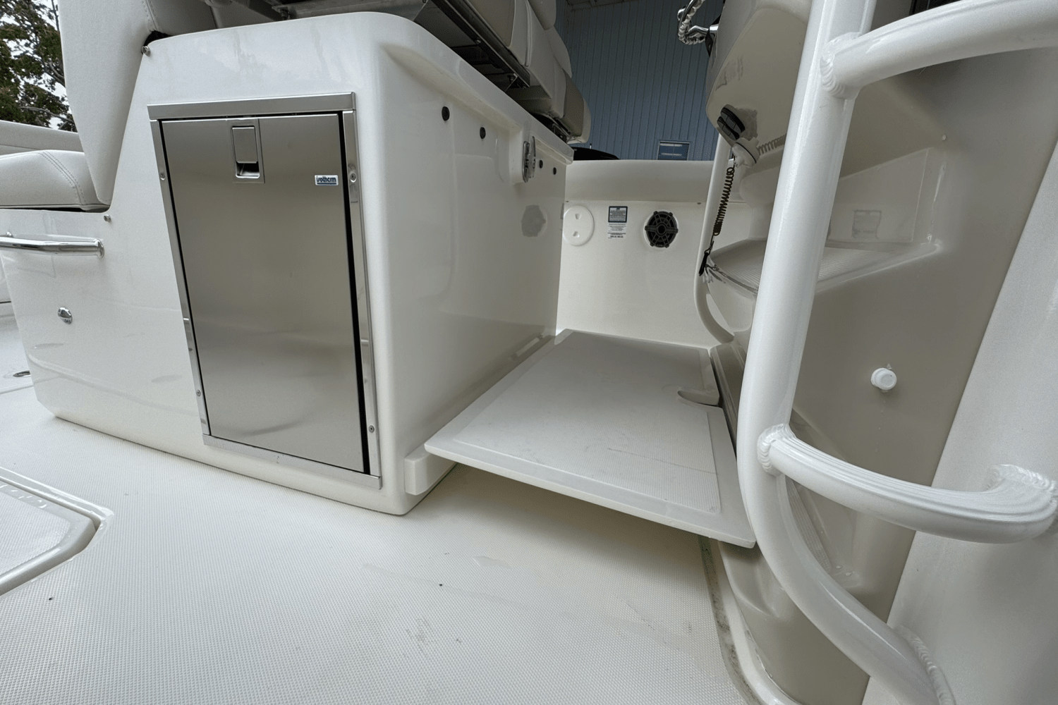 2025 Boston Whaler 330 Outrage Image Thumbnail #20