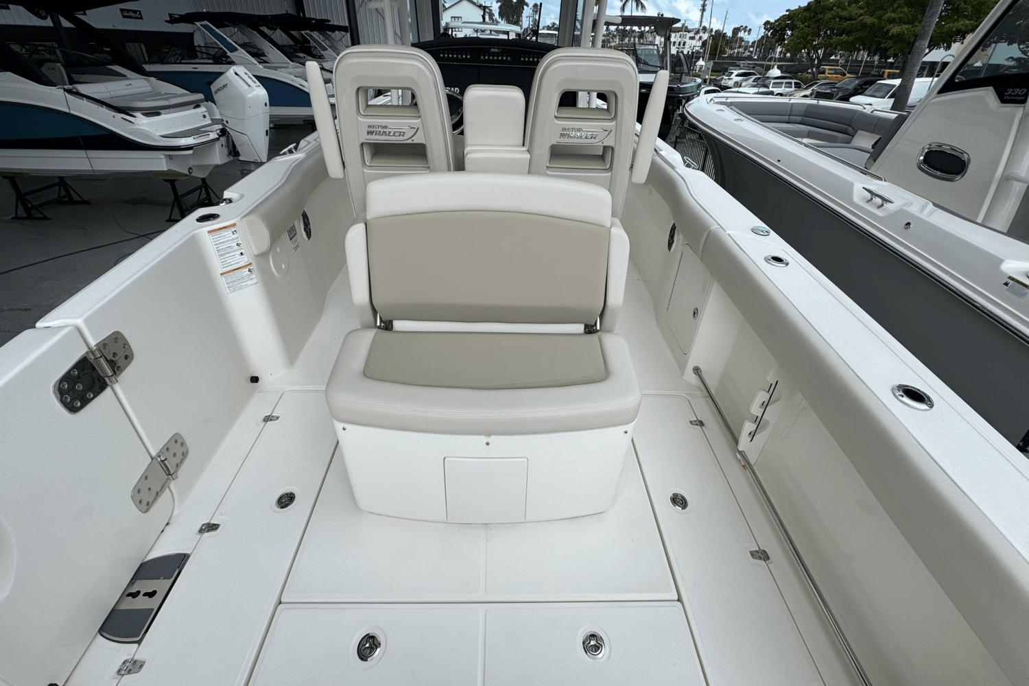 2025 Boston Whaler 330 Outrage Image Thumbnail #11