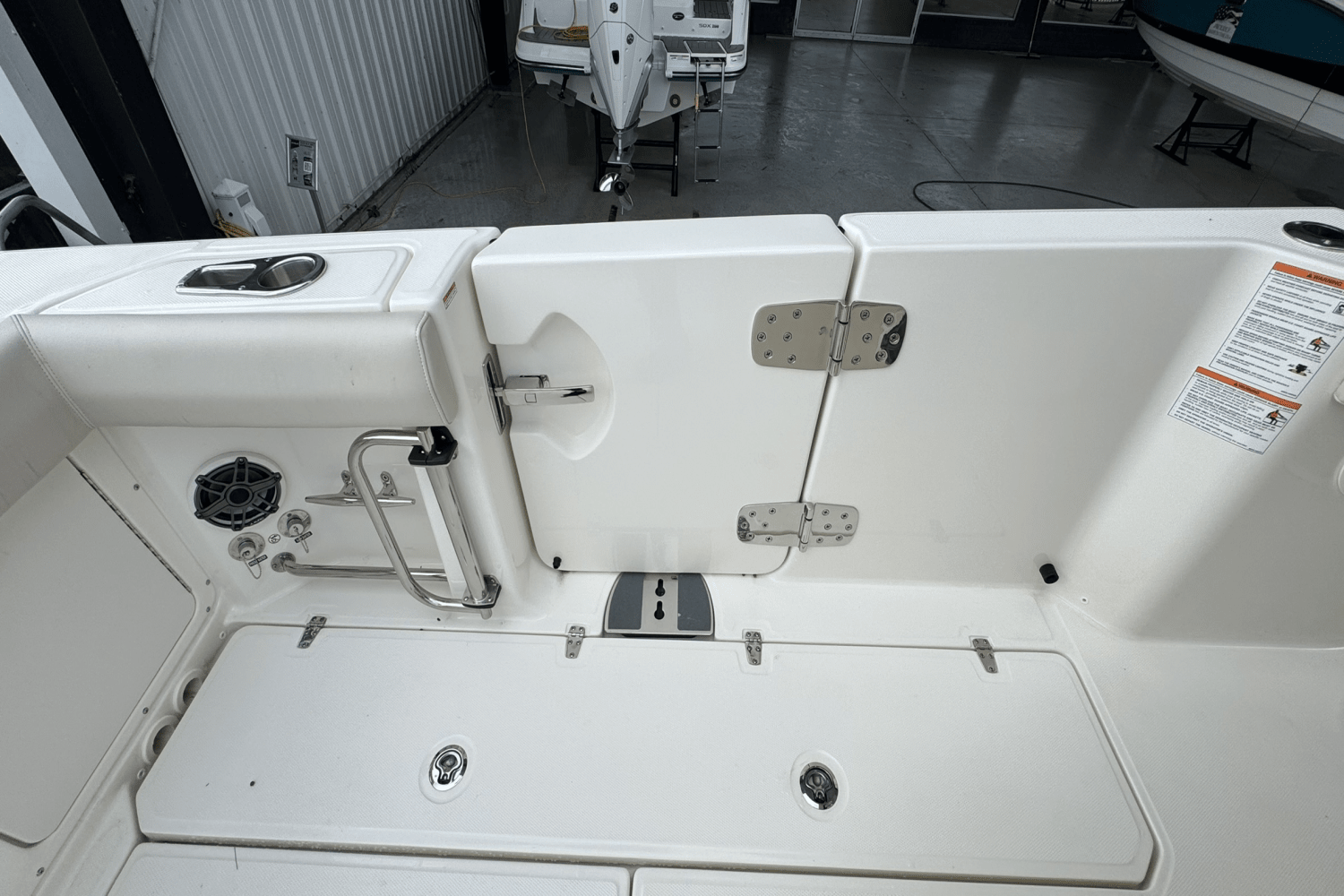 2025 Boston Whaler 330 Outrage Image Thumbnail #10
