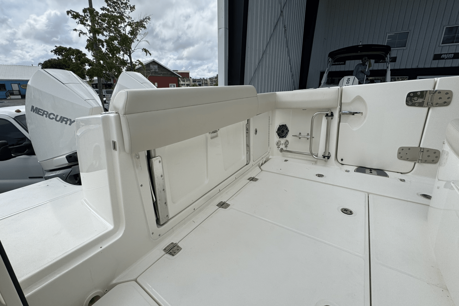 2025 Boston Whaler 330 Outrage Image Thumbnail #8
