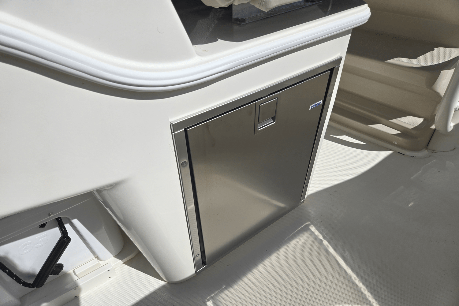 2025 Boston Whaler 330 Outrage Image Thumbnail #24