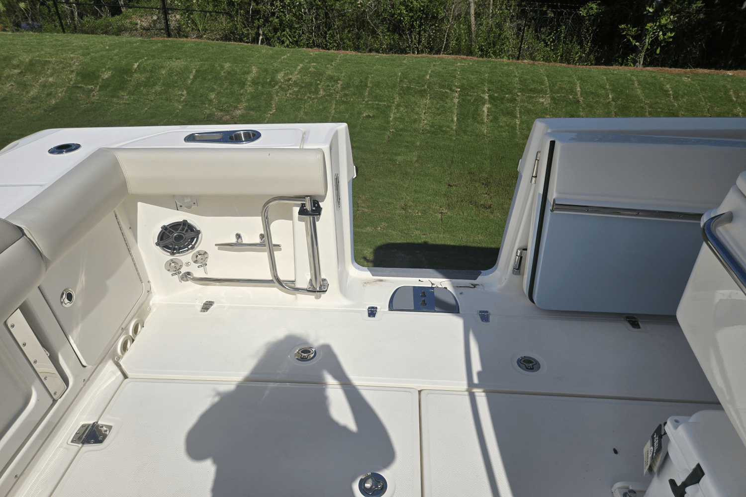 2025 Boston Whaler 330 Outrage Image Thumbnail #9
