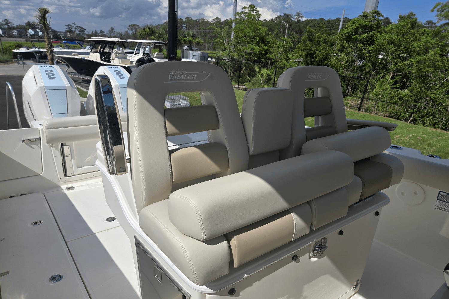 2025 Boston Whaler 330 Outrage Image Thumbnail #16