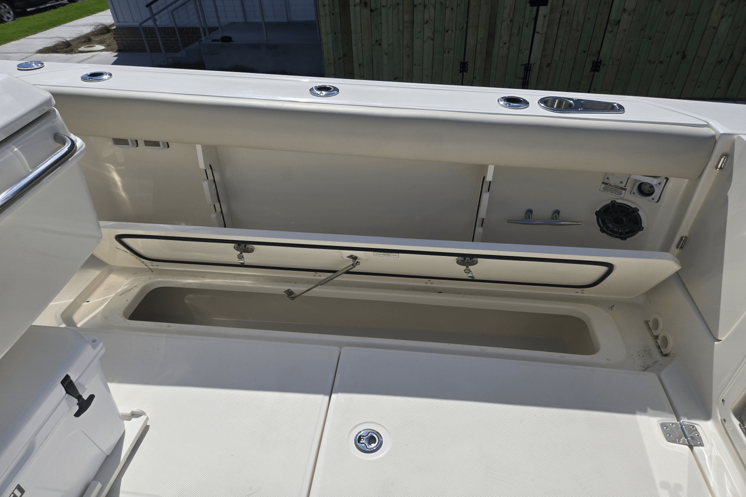 2025 Boston Whaler 330 Outrage Image Thumbnail #11