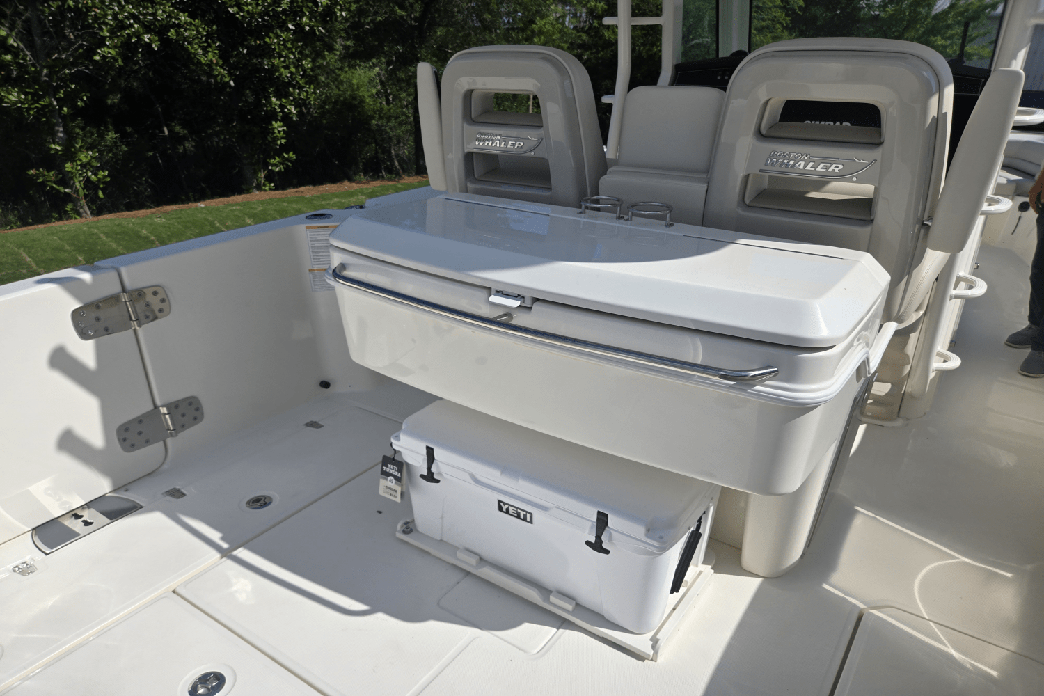 2025 Boston Whaler 330 Outrage Image Thumbnail #12