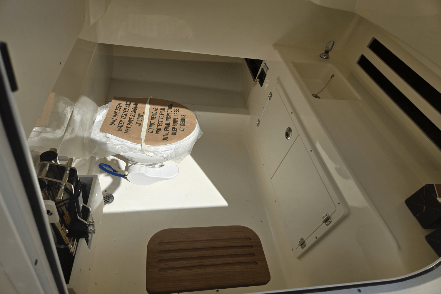 2025 Boston Whaler 330 Outrage Image Thumbnail #22