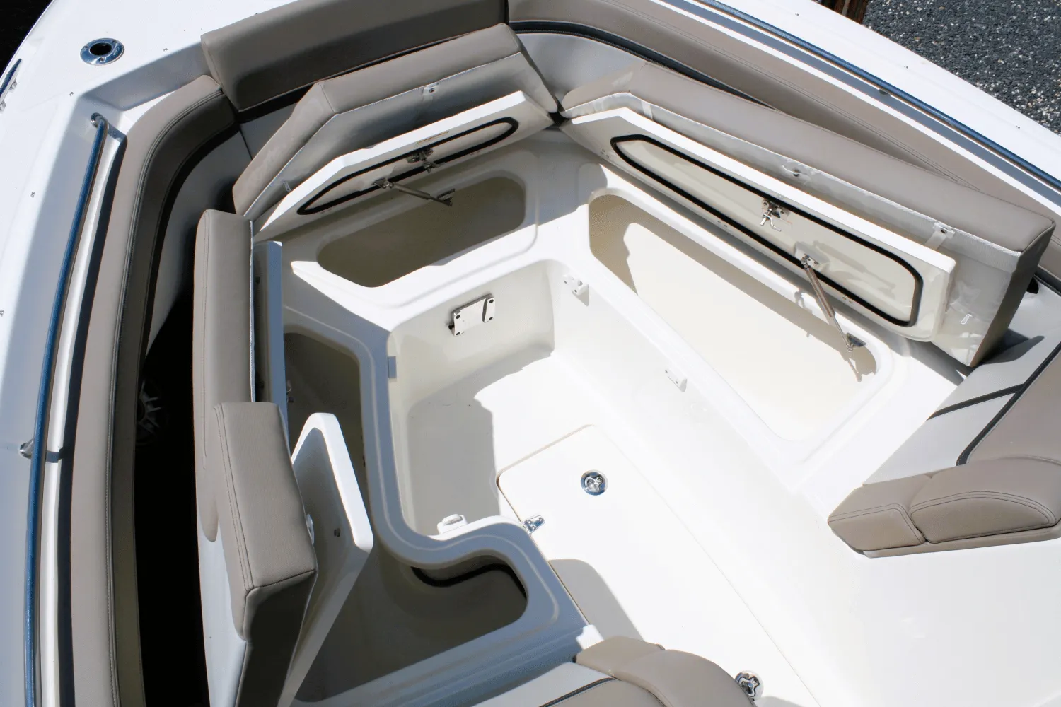 2026 Boston Whaler 330 Vantage Image Thumbnail #59