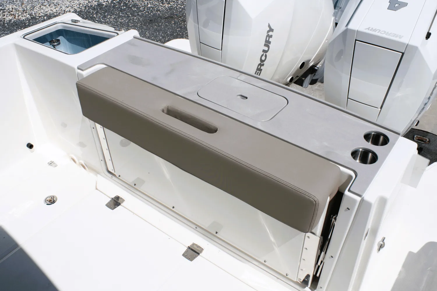 2026 Boston Whaler 330 Vantage Image Thumbnail #10