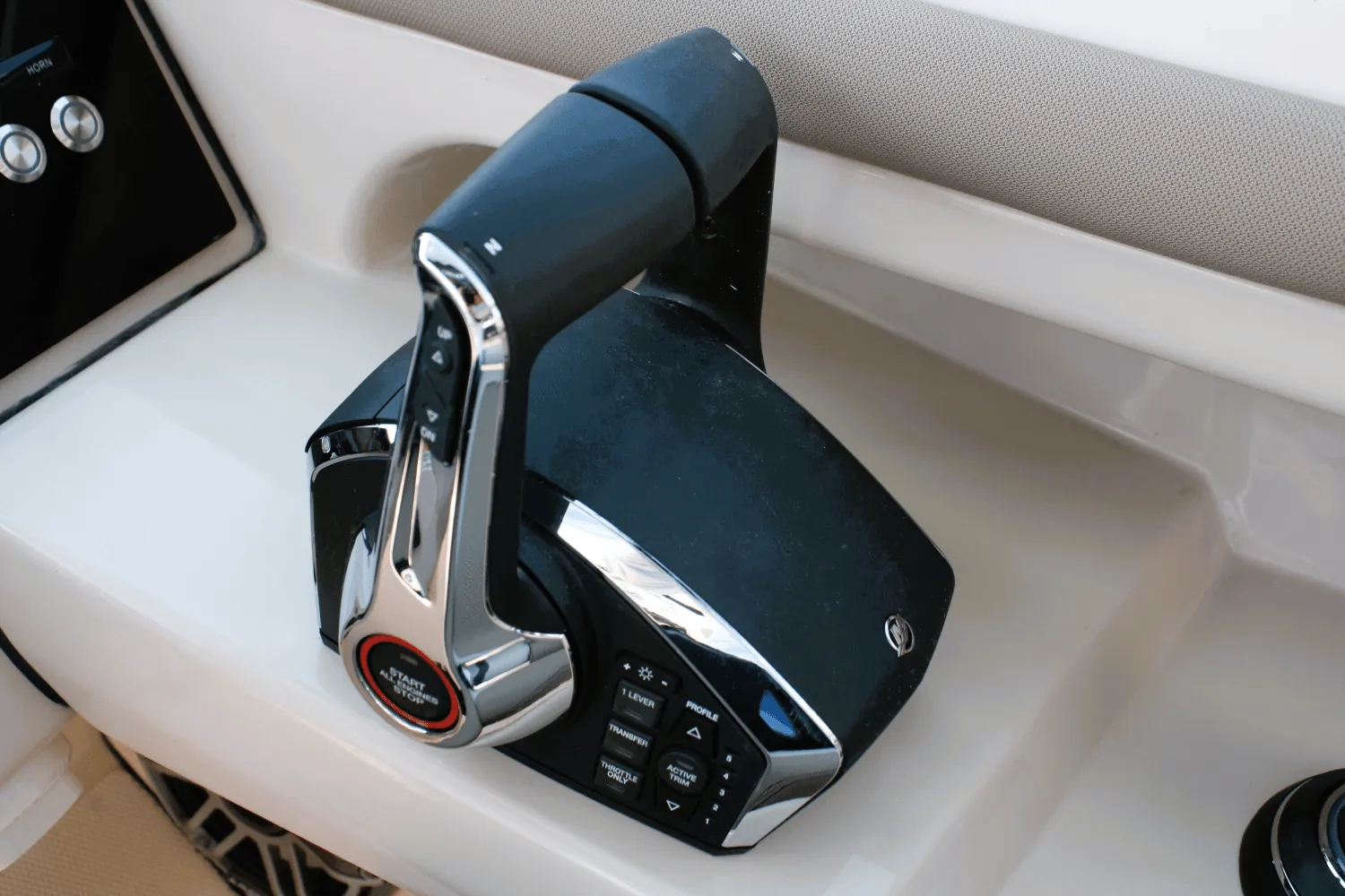 2026 Boston Whaler 330 Vantage Image Thumbnail #42