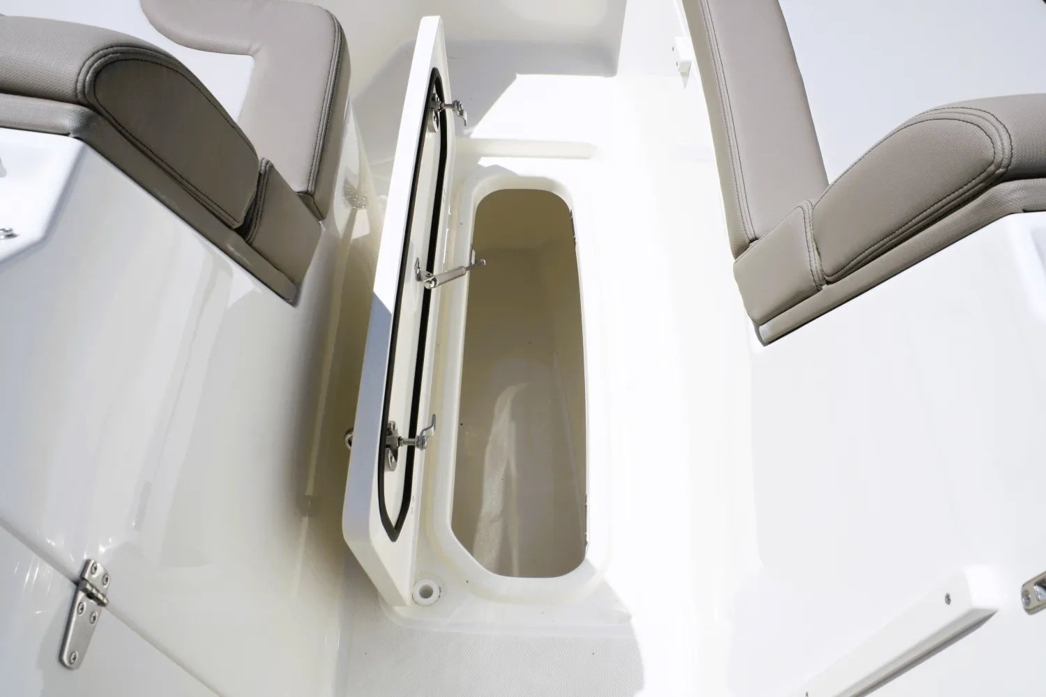2026 Boston Whaler 330 Vantage Image Thumbnail #61