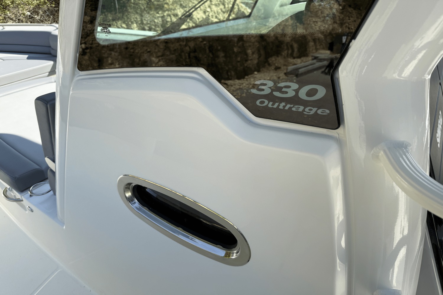2025 Boston Whaler 330 Outrage Image Thumbnail #24