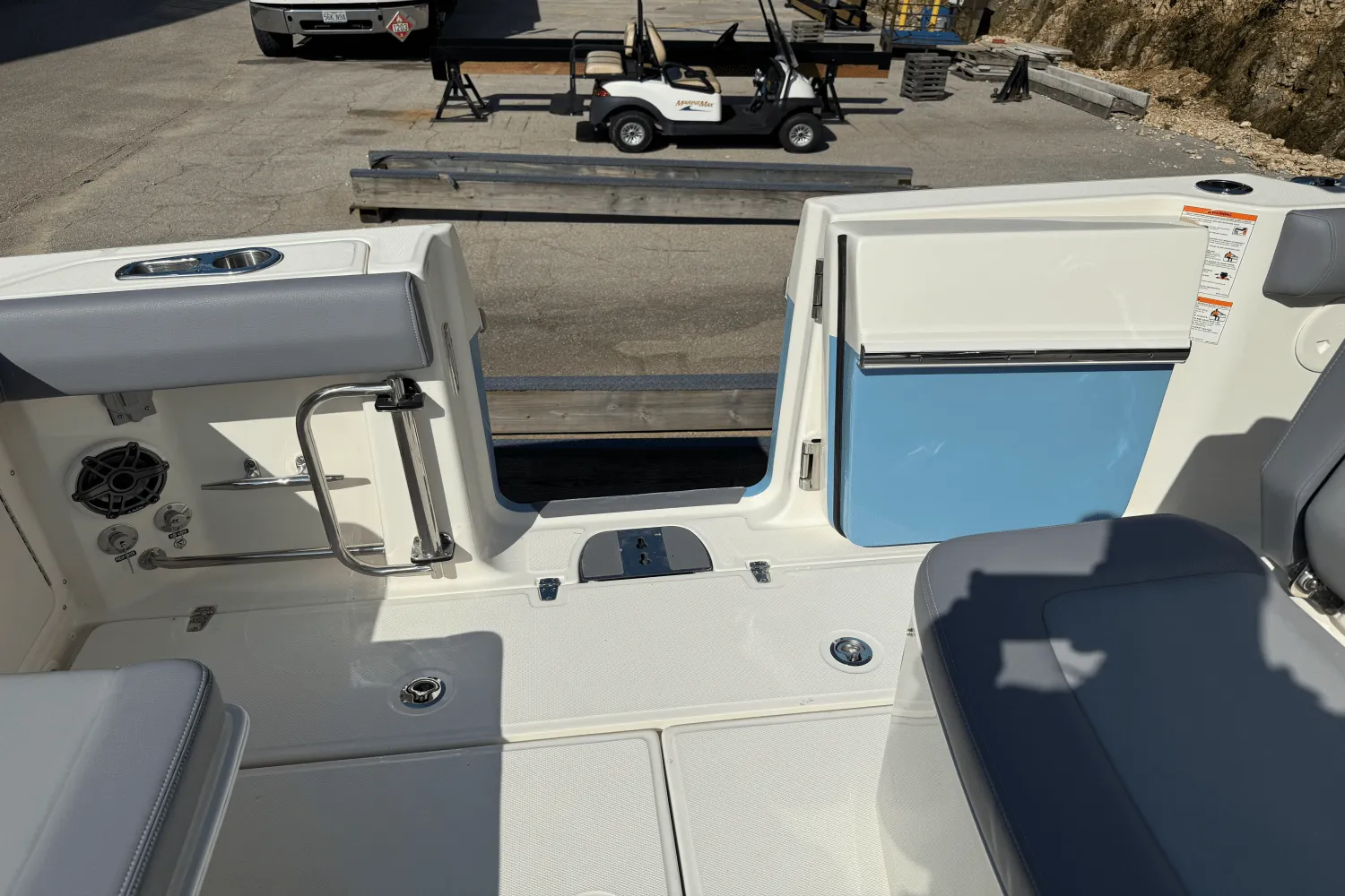 2025 Boston Whaler 330 Outrage Image Thumbnail #15