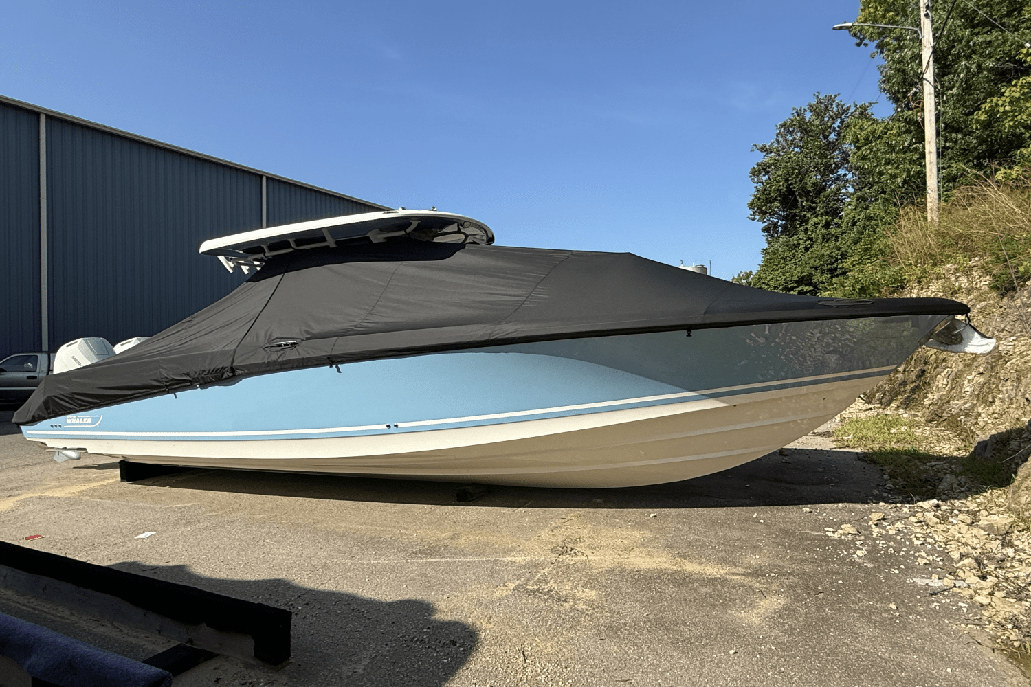 2025 Boston Whaler 330 Outrage Image Thumbnail #4