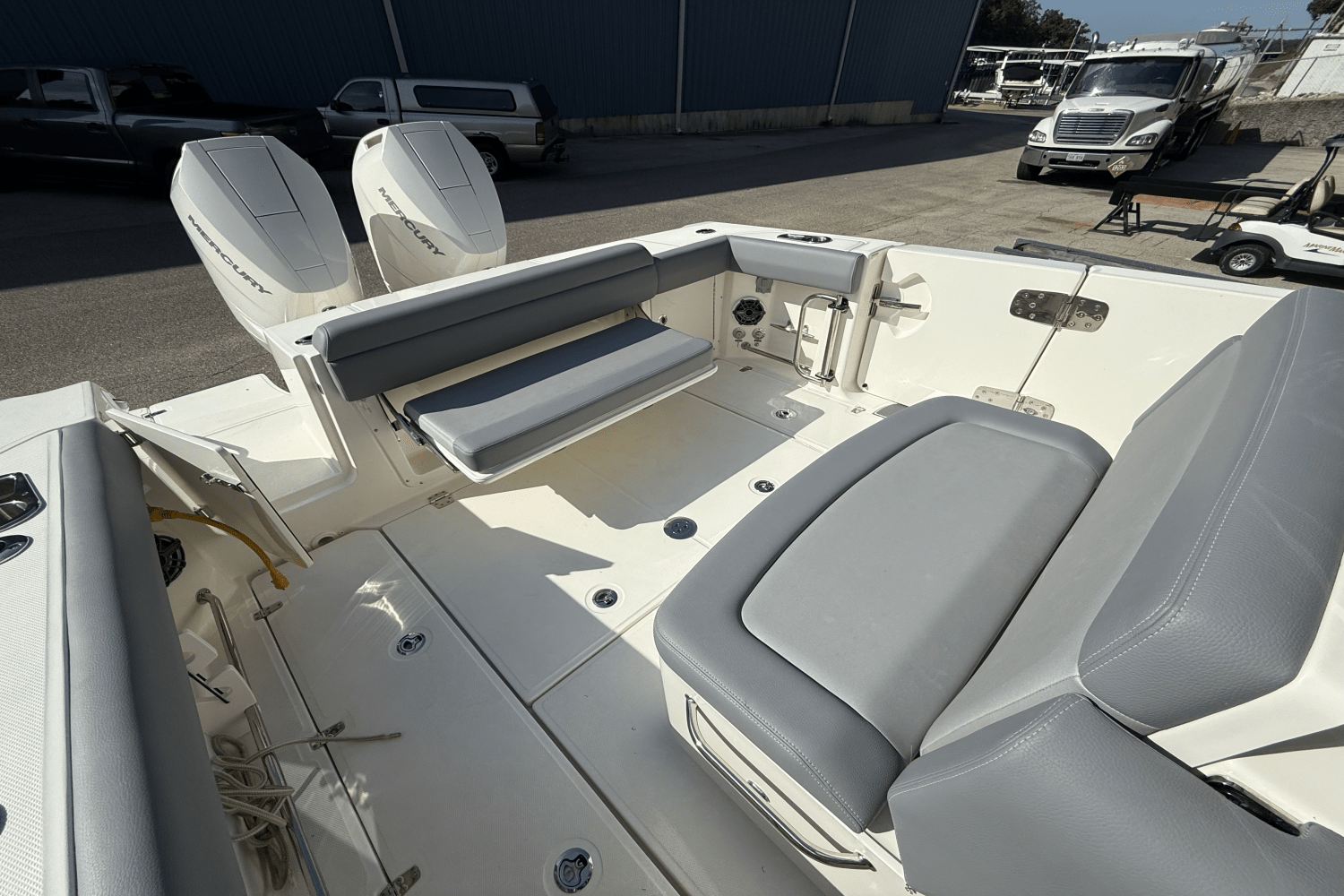2025 Boston Whaler 330 Outrage Image Thumbnail #12