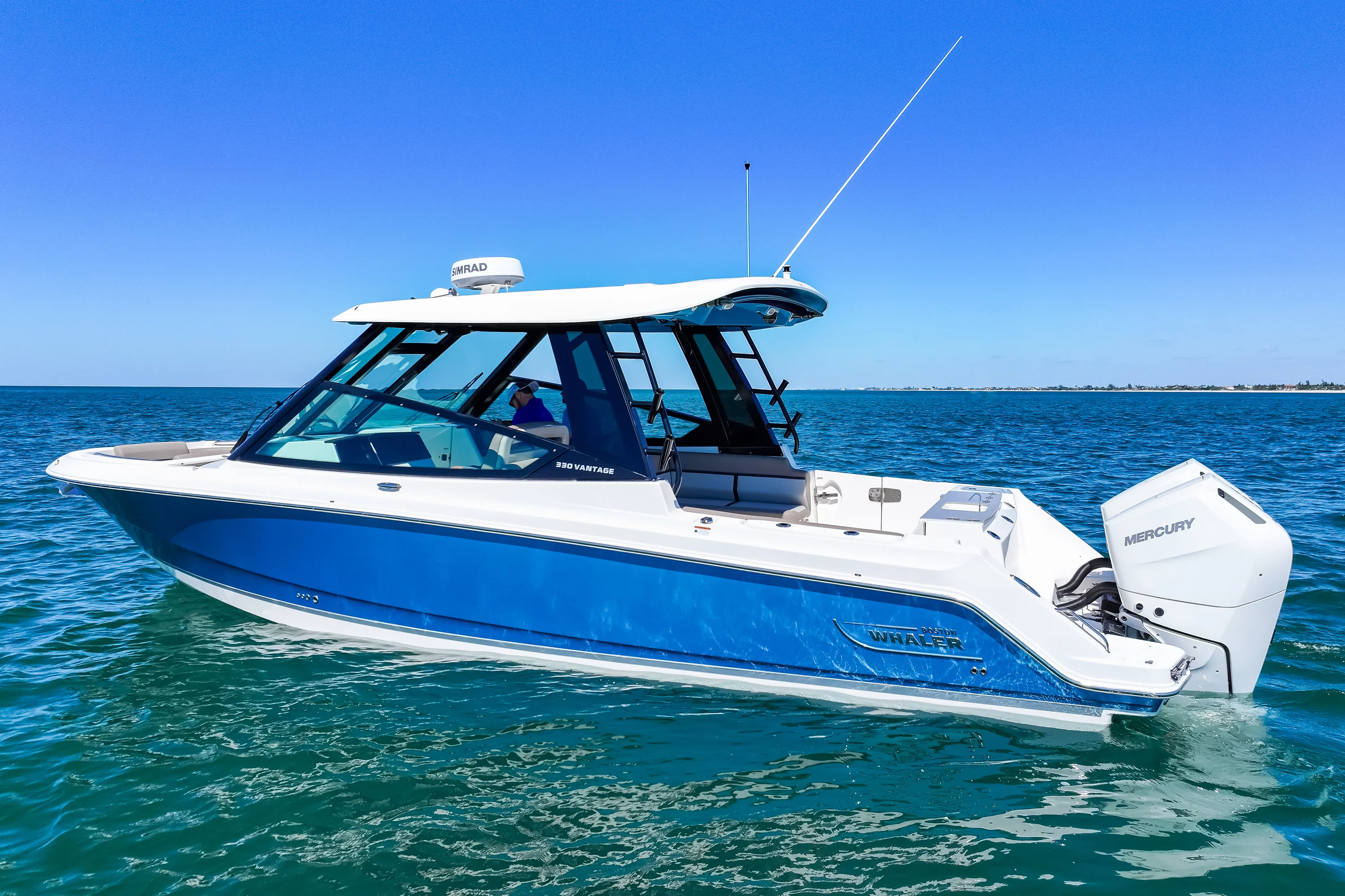 2026 Boston Whaler 330 Vantage Image Thumbnail #7