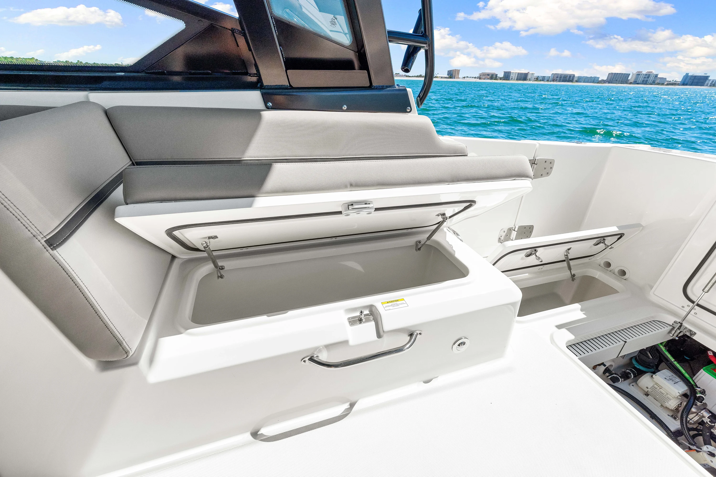 2026 Boston Whaler 330 Vantage Image Thumbnail #30
