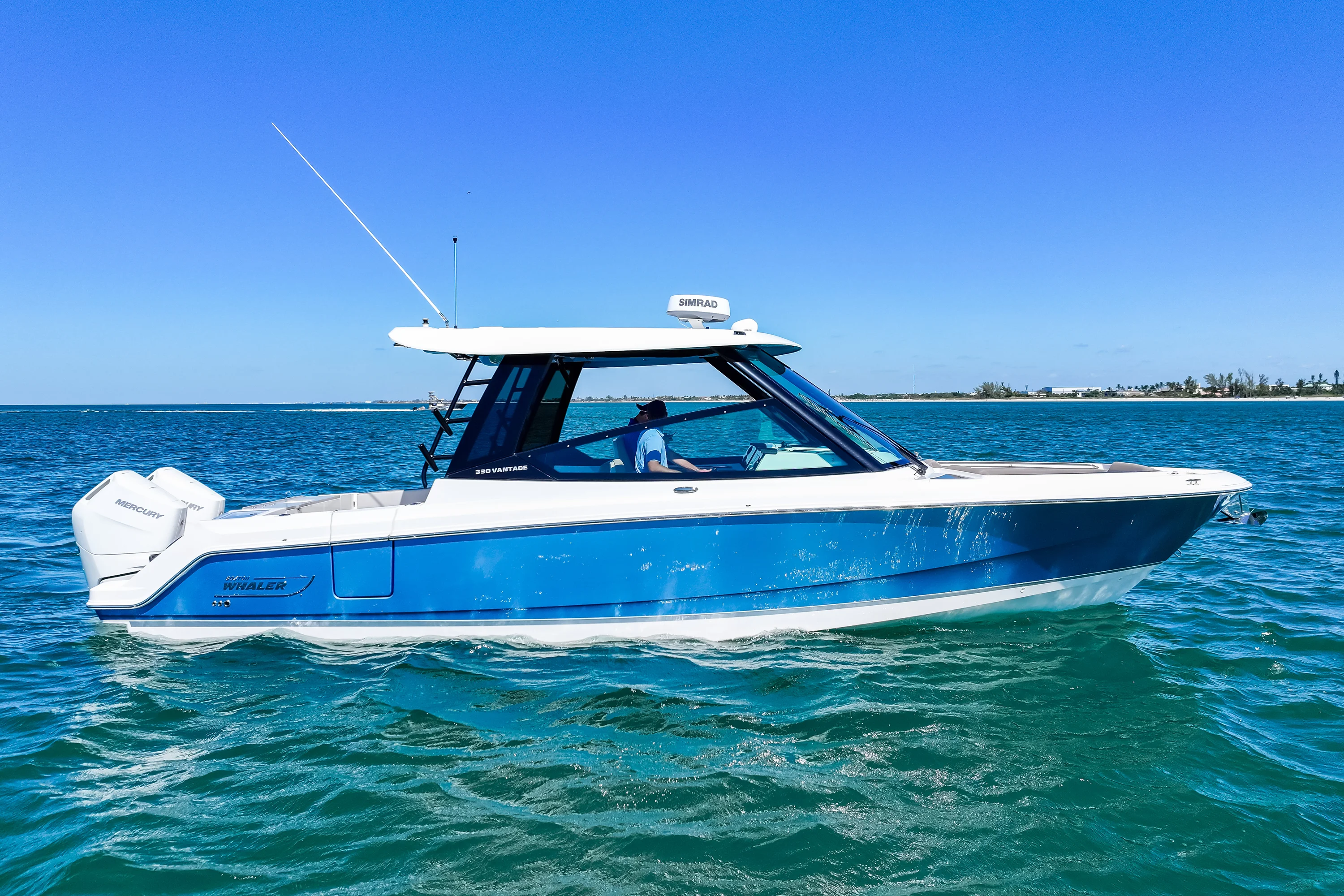 2026 Boston Whaler 330 Vantage Image Thumbnail #0