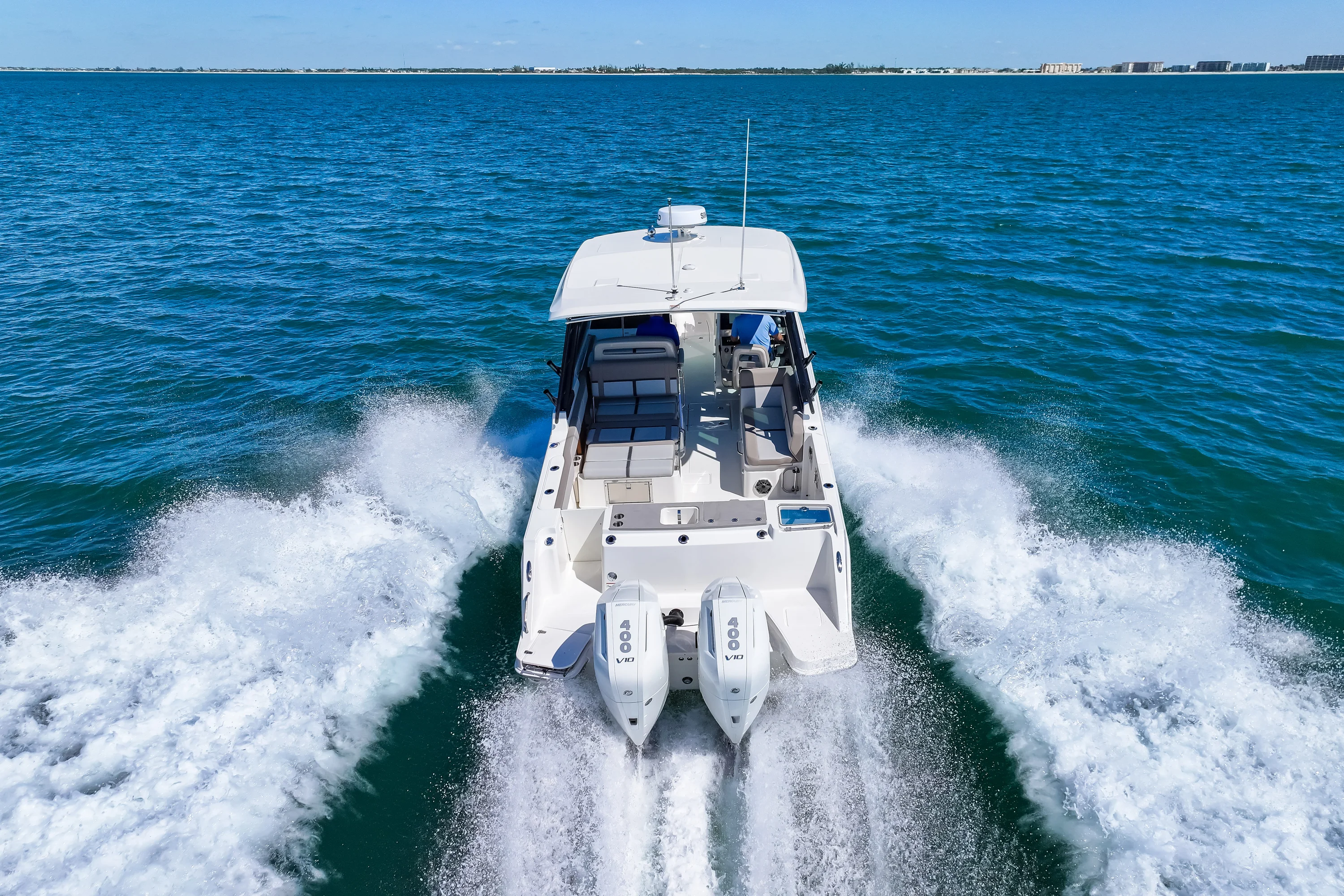 2026 Boston Whaler 330 Vantage Image Thumbnail #13
